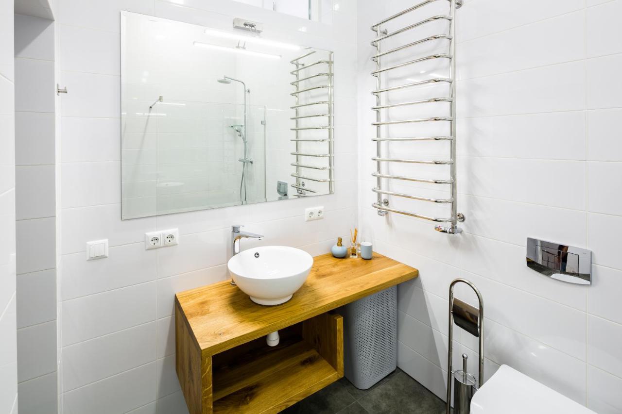 New Large 2 Bedroom In Lviv Historic Centre Eksteriør bilde