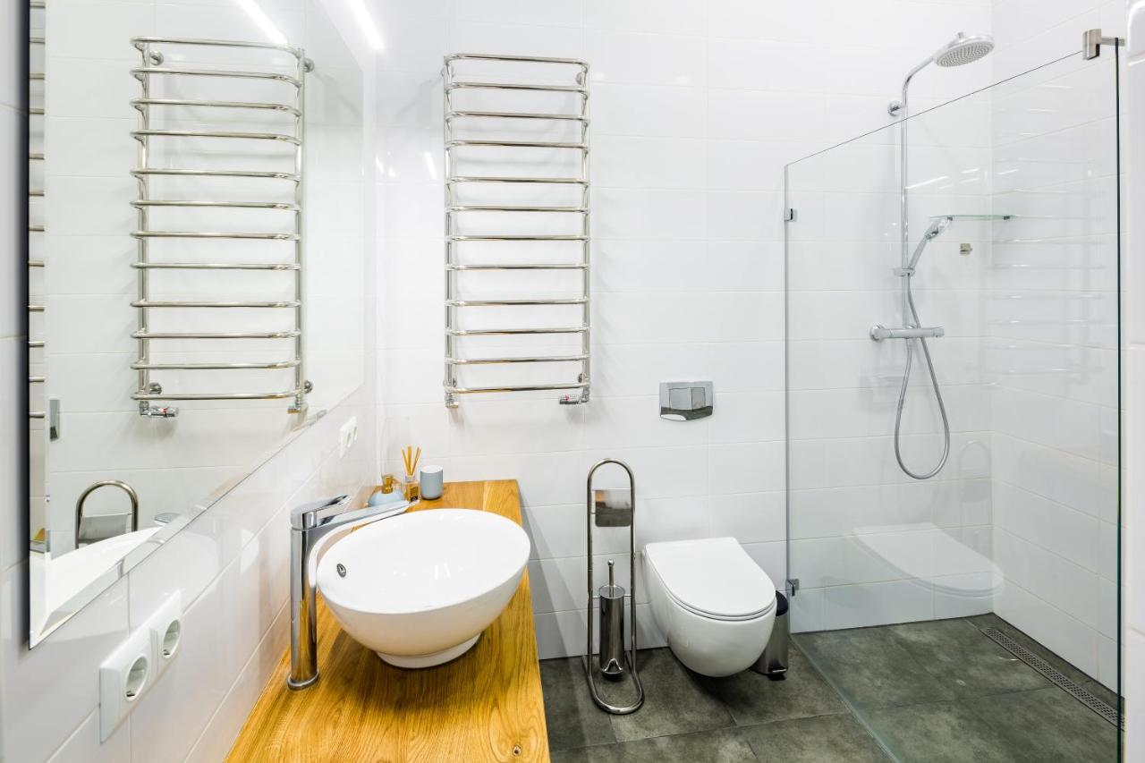 New Large 2 Bedroom In Lviv Historic Centre Eksteriør bilde